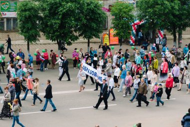 Vichuga, Rusya - 6 Haziran 2015: Rusya Vichuga şehir kutlama