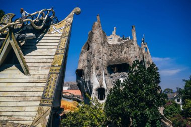 Da Lat, Vietnam - 9 Şubat 2017: asmak Nga guesthouse, halk deli evi olarak bilinen