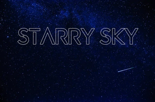 Cielo estrellado. Estrellas contra el cielo nocturno con una estrella fugaz —  Fotos de Stock