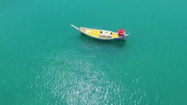 uzun tekne ve poda Adası Tayland
