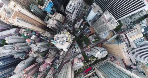 90 grados hi Vista superior del paisaje urbano de Hong Kong desde el dron . — Vídeo de stock