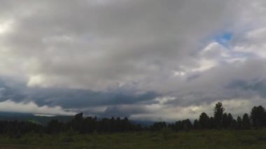 büyük, Bina bulutlar ve bulut ile kitle kırma sunrise güzel doğa.