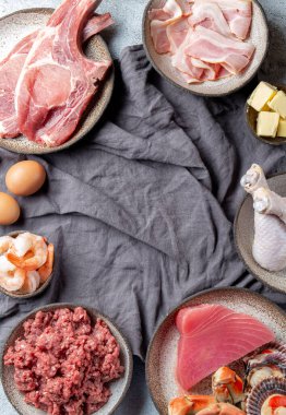Carnivore diyeti için seçilmiş yemek. Deniz ürünleri, et, Meg ve yağ. Sıfır karbonhidrat diyeti