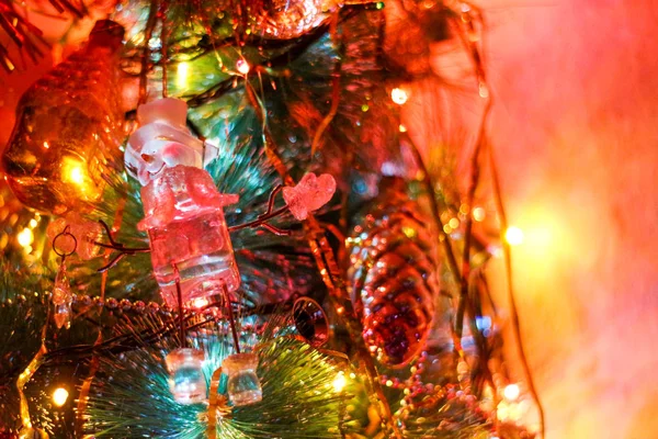 Yeni yıl, yılbaşı ağacı, yılbaşı ağacı ve çelenk