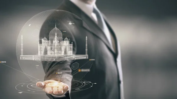 Taj mahal unternehmer hält bahnbrechende neue technologien in hand — Stockfoto