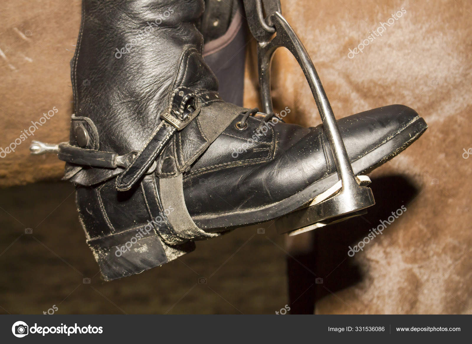 riding boots spurs