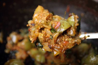 Patlıcan (Brinjal) Curry