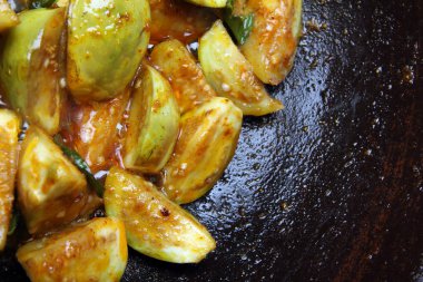 Patlıcan (Brinjal) Curry