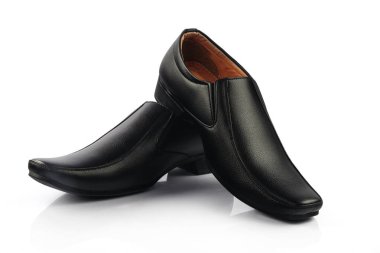     Hint üzerinde beyaz izole erkek ayakkabı yaptı 