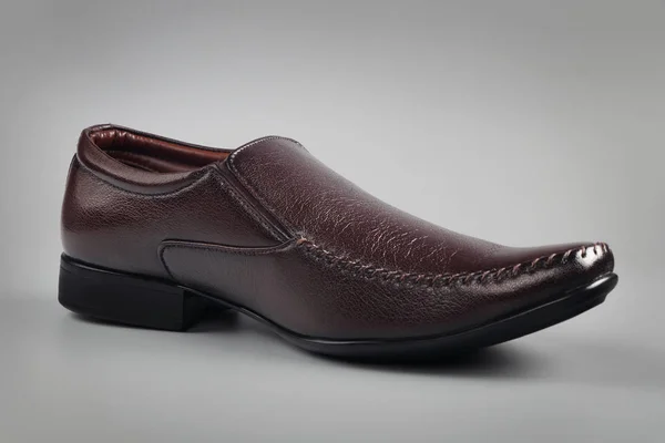 Indiano Feito Sapatos Masculinos Isolados Cinza — Fotografia de Stock