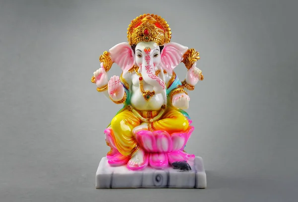 Barevné Hinduistický Bůh Ganéša Socha — Stock fotografie