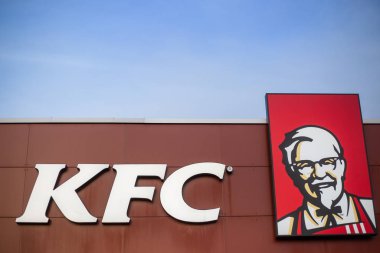 Prag, Çek Cumhuriyeti - 13 Şubat 2020, Kfc fast food restoranı, Kfc, yiyecek ve içecek konsepti