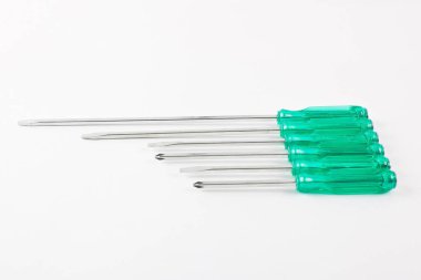 Mekanik Atölye Aletleri ve Sanayi Aletleri için Beyaz İzole Arkaplanda Modern Renkli Tornavida