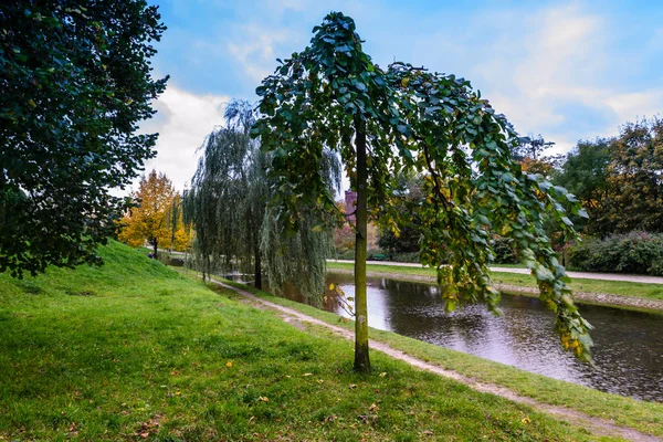 Park in lodz, Polen — Stockfoto
