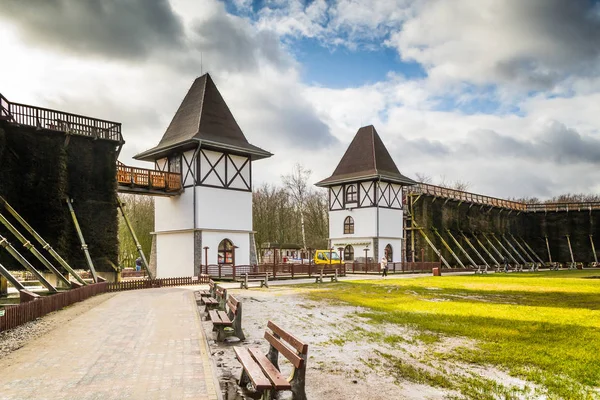 Stopniowanie Wieże Miejscowości Uzdrowiskowej Inowroclaw Polska 2018 — Zdjęcie stockowe