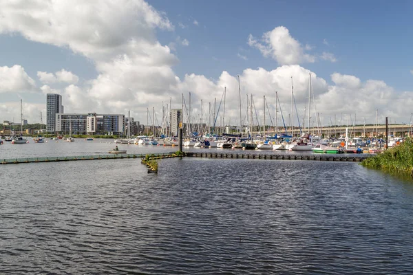 Bahía Cardiff Área Agua Creada Por Presa Cardiff Sur Cardiff — Foto de Stock