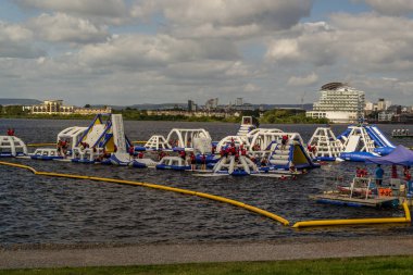 Cardiff Körfezi, Galler 'in başkenti Güney Cardiff' teki Cardiff Barrage tarafından oluşturulan su alanıdır..