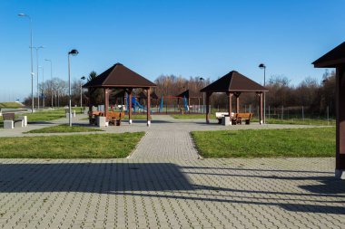 Oynamak ve rahatlamak için park yeri.