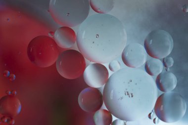 Işıkla aydınlatılmış ve suya boyanmış renkli arkaplan. 