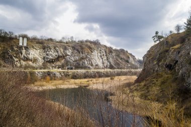 Polonya 'nın Kielce şehrinin merkezinde taş ocağı.