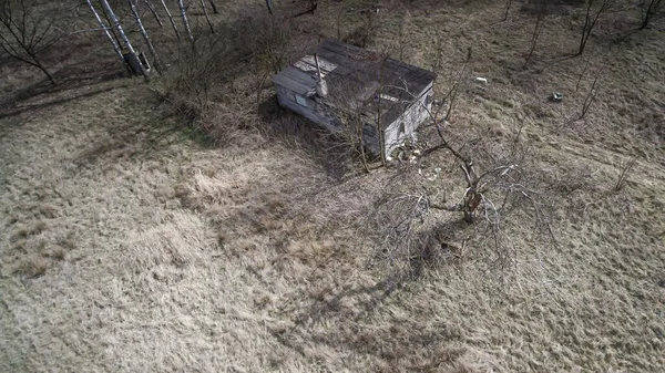 Verlassenes Einsames Haus Inmitten Der Wilden Natur — Stockfoto