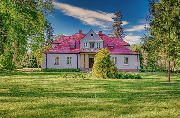 Historický Zámek Sedziejowicích Polsko Obklopen Starým Parkem — Stock fotografie