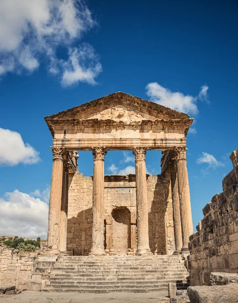 A római Capitol. Tönkre. Tunézia, Dougga. — Stock Fotó