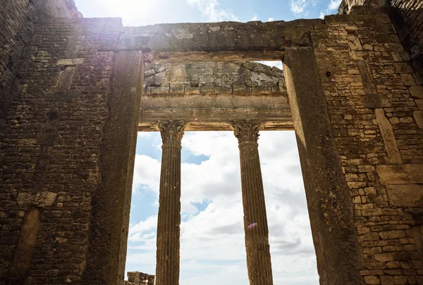 A római Capitol. Tönkre. Tunézia, Dougga. — Stock Fotó