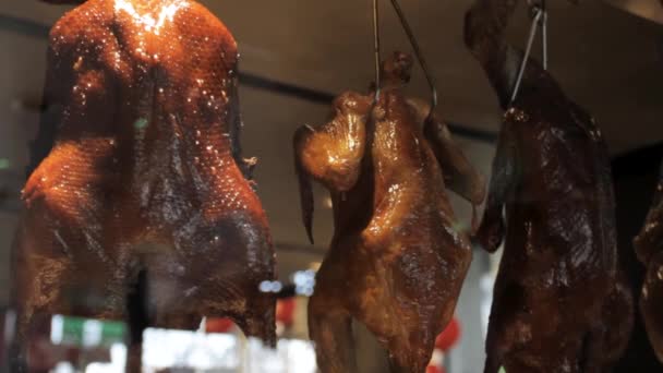 Rangée Poulet Rôti Avec Affichage Peau Croustillante Dans Restaurant Chinois — Video