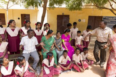 Editoryal belgesel görüntü, Hint Okulu