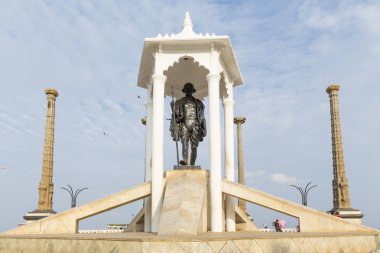 Hindistan'da Gandhi heykeli