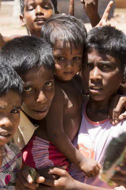 Editoryal açıklayıcı resim. Childs sokakta, Hindistan