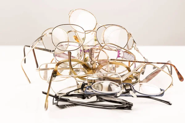 Pile de lunettes de vue — Photo