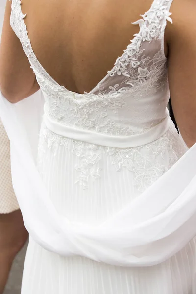 Bridal dress back