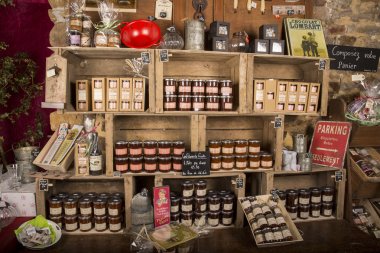 Açıklayıcı içerik görüntü. Normandy, Fransa için Şarküteri Dükkanı