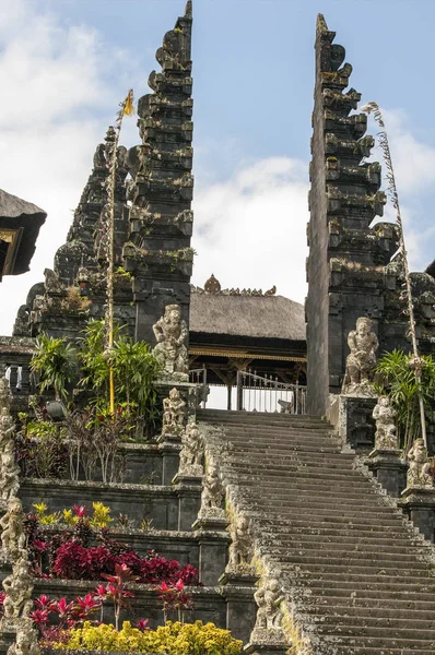 Hinduist Świątynia szczegóły w Bali Indonezja — Zdjęcie stockowe