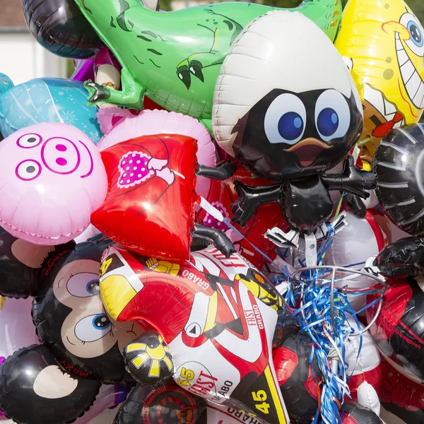 Balonlar, renkli polka dot