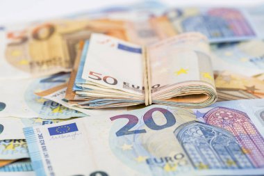 Banknot euro para faturaları