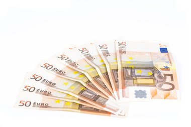 Beyaz arka plan üzerinde banknot 50 euro Avrupa para ile yapılan yarım daire
