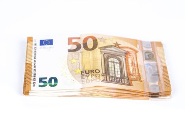 Bill kağıt 50 euro banknot beyaz zemin üzerine hap