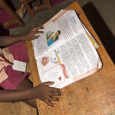 Okul çocukları kitap sınıf, Hindistan