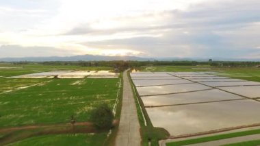 Günbatımı hava atış