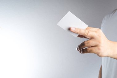 Elini tut boş kartı veya kağıt