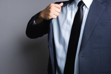 İş adamı giyinmek