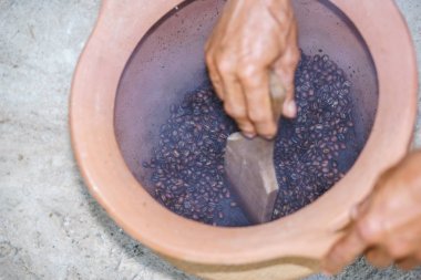 Vintage kahve çekirdeği üçüncü işlenmesi