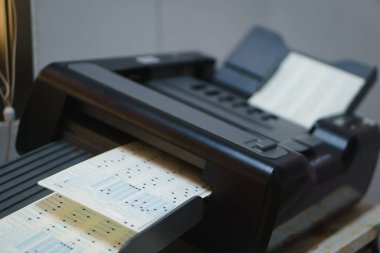 Optik işareti tanıma veya makine tarama en düşük Omr sayfası
