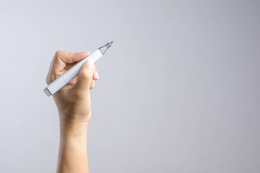 Degrade seviyesi Ayarlamas∂ kalıcı kalem tutan el