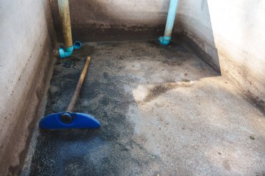 Emply kahve sulama havuzu çilek