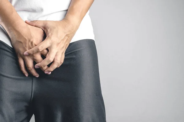 Kapmak adamım veya onun kasık kapak