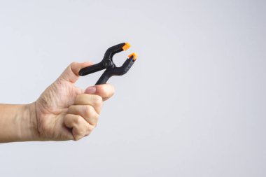 Büyük plastik 6 inç Bahar kelepçe kağıt veya plas tutan el